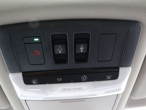 Certified 2023 Nissan Rogue SV w/ SV Premium B Package image 32