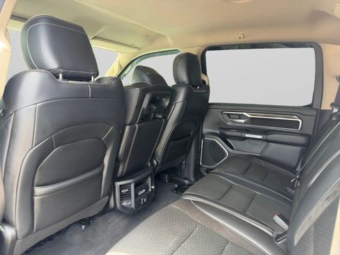 Used 2019 RAM 1500 Laramie AWD/4WD image 27