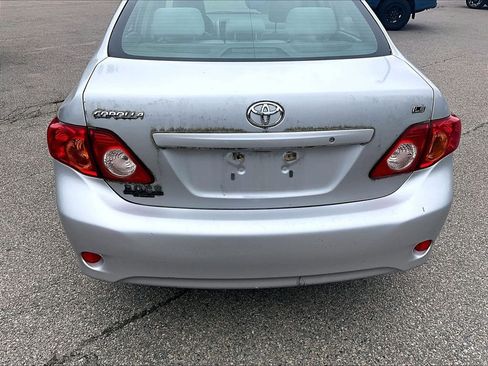 Used 2009 Toyota Corolla FWD image 7