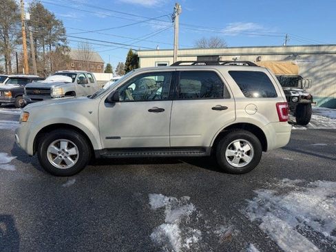 Used 2008 Ford Escape XLT image 2