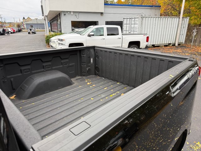 Used 2025 Chevrolet Silverado 1500 RST w/ Dark Appearance Package AWD/4WD image 25