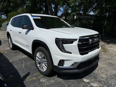 Used 2026 GMC Acadia Elevation w/ Elevation Premium Package