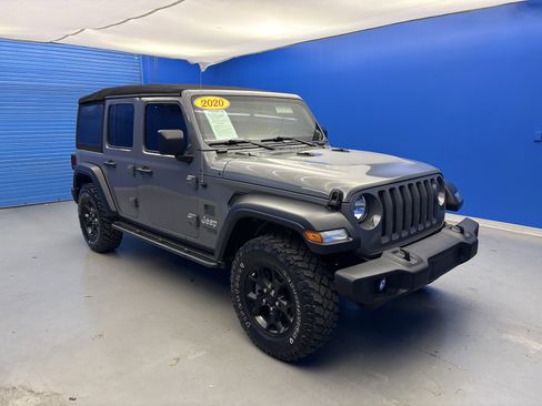 Used 2020 Jeep Wrangler Unlimited Sport S AWD/4WD image 2