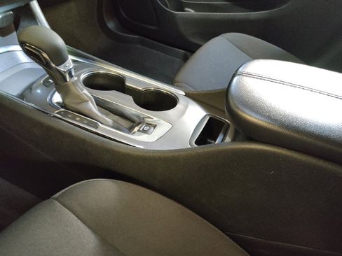 Used 2024 Chevrolet Malibu LT image 26