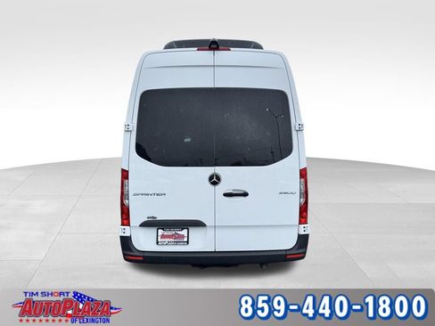 Used 2025 Mercedes-Benz Sprinter 2500 image 11