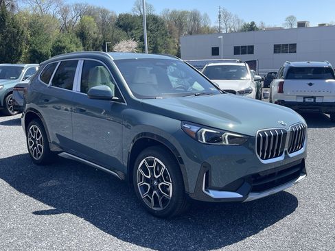 New 2026 BMW X1 xDrive28i w/ Technology Package AWD/4WD image 3
