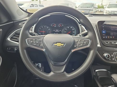 Used 2024 Chevrolet Malibu LT FWD image 14