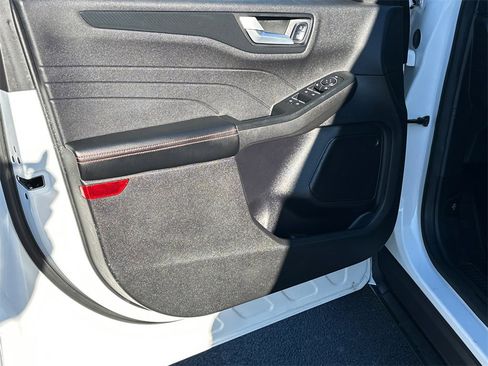 Certified 2023 Ford Escape ST-Line w/ Tech Pack #1 image 10