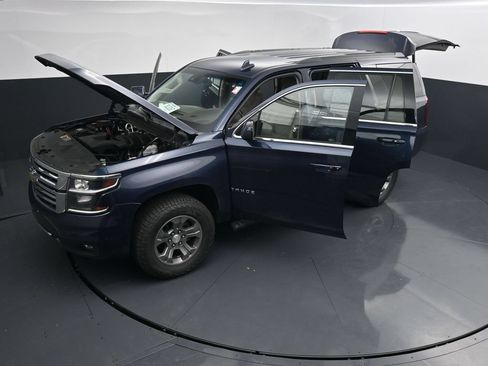 Used 2018 Chevrolet Tahoe LT w/ Luxury Package AWD/4WD image 26