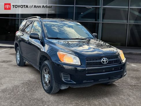 Used 2012 Toyota RAV4 4WD image 1