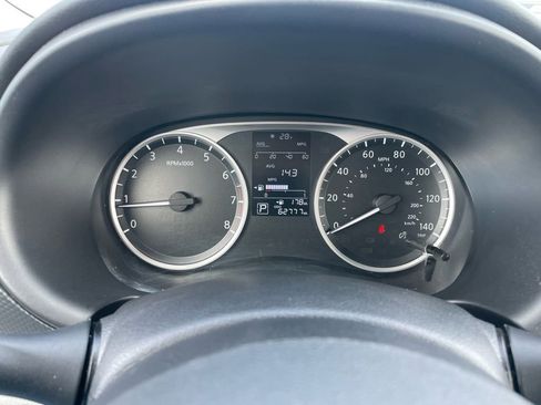 Used 2023 Nissan Kicks S FWD image 9