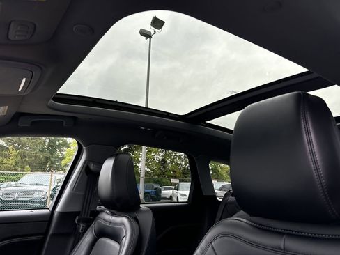 Certified 2021 Lincoln Corsair Reserve w/ Equipment Group 201A image 28