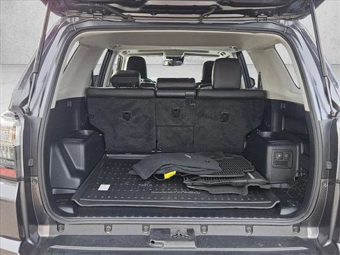 Used 2021 Toyota 4Runner TRD Off-Road Premium image 6