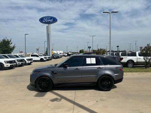 Used 2018 Land Rover Range Rover Sport HSE AWD/4WD image 2