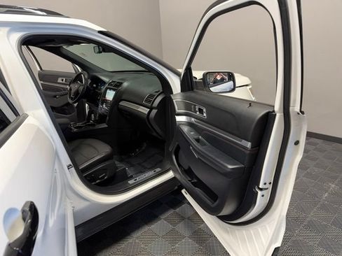 Used 2019 Ford Explorer Sport w/ Equipment Group 401A AWD/4WD image 24