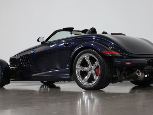 Used 2001 Chrysler Prowler RWD image 34