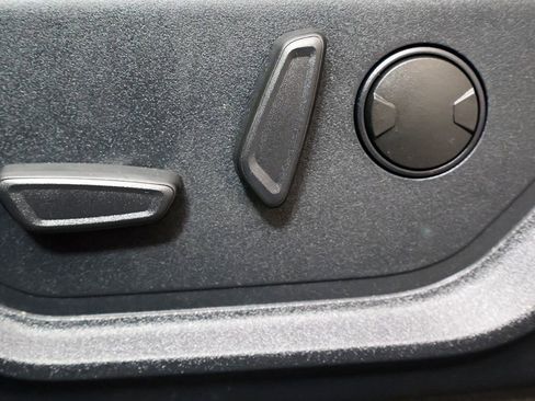 Used 2020 Ford F150 Lariat w/ Equipment Group 502A Luxury image 17