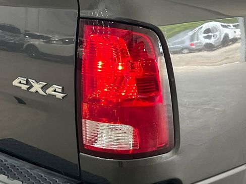 Used 2019 RAM 1500 Express w/ Express Value Package image 38