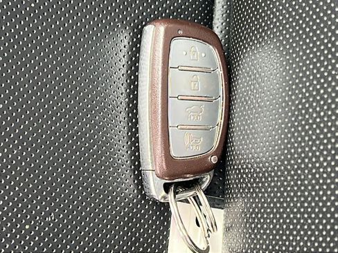 Used 2019 Hyundai Sonata Limited w/ Cargo Package FWD image 29