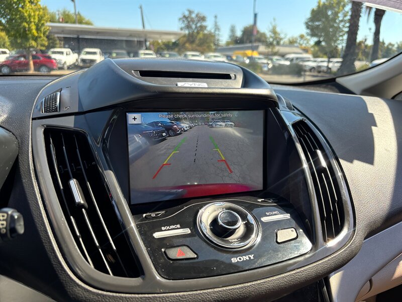 Used 2016 Ford C-MAX SEL w/ Equipment Group 302A FWD image 13