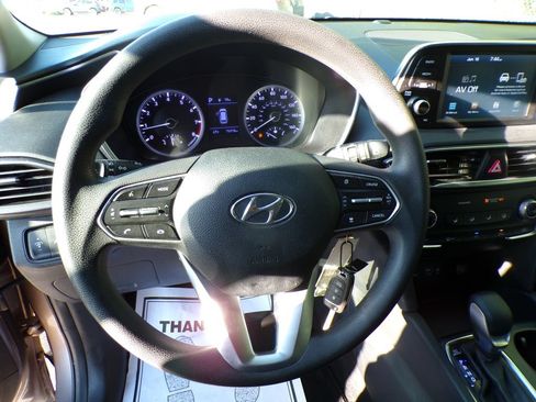 Used 2020 Hyundai Santa Fe SE AWD/4WD image 12