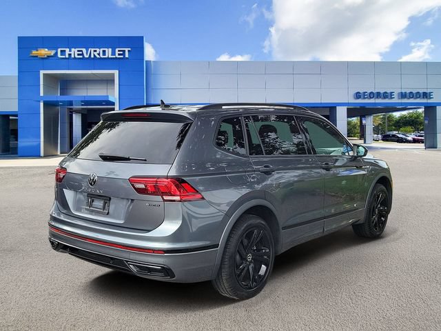 Used 2024 Volkswagen Tiguan SE R-Line AWD/4WD image 4