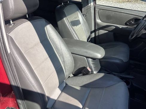 Used 2003 Ford Escape XLT AWD/4WD image 12