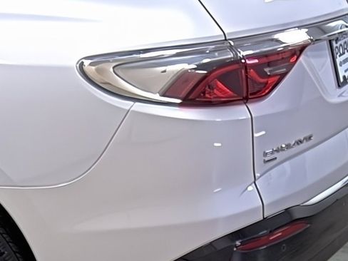 Used 2022 Buick Enclave Essence w/ Experience Buick Package AWD/4WD image 10