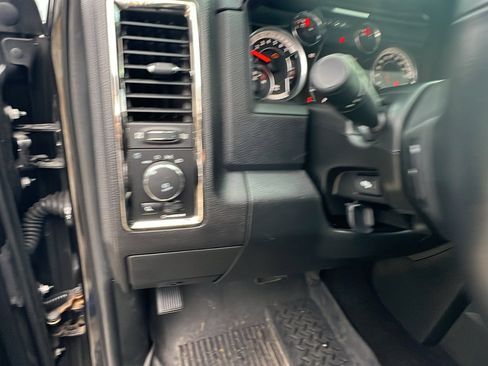 Used 2017 RAM 1500 Sport w/ Convenience Group image 27