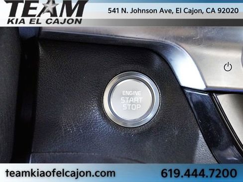 Certified 2022 Kia Telluride SX w/ Towing Package FWD image 35