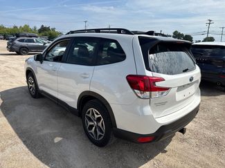 Used 2024 Subaru Forester Premium AWD/4WD video 2