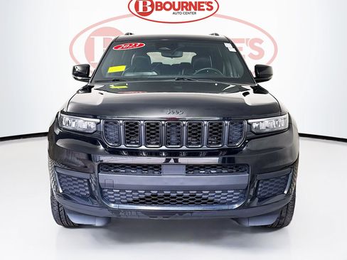 Used 2023 Jeep Grand Cherokee L Laredo AWD/4WD image 4