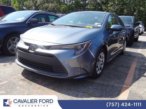 Used 2024 Toyota Corolla LE FWD image 3