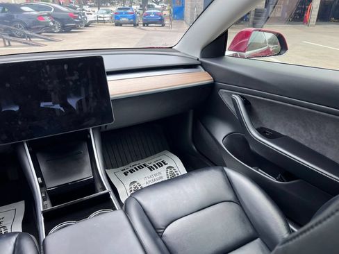 Used 2018 Tesla Model 3 Mid Range RWD image 35