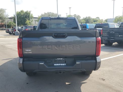 Used 2023 Toyota Tundra SR5 w/ SR5 Premium Package AWD/4WD image 7