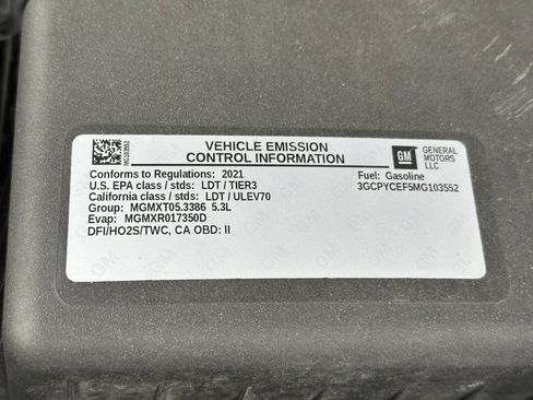 Used 2021 Chevrolet Silverado 1500 Custom Trail Boss w/ LPO, Dark Essentials Package image 32