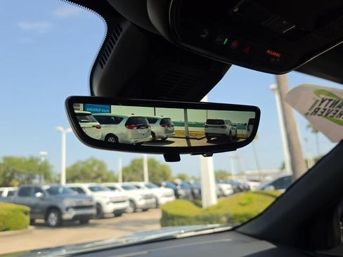 New 2026 Chevrolet Equinox RS w/ Convenience Package III FWD image 29