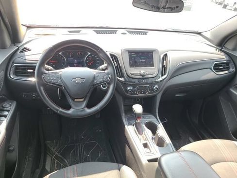 Used 2023 Chevrolet Equinox RS w/ LPO, Floor Liner Package FWD image 12