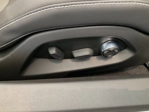 New 2026 Chevrolet Corvette 2LT w/ Z51 Performance Package image 21