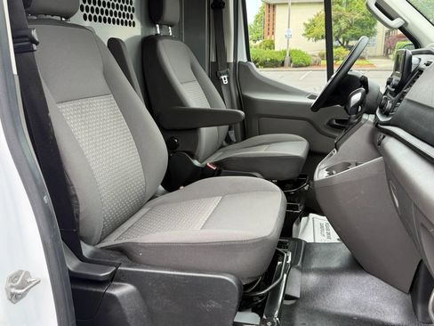 Used 2024 Ford Transit 250 148 Medium Roof RWD image 16