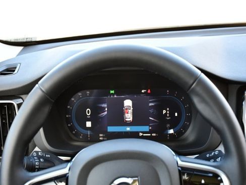 Certified 2025 Volvo XC60 B5 Plus w/ Climate Package image 22