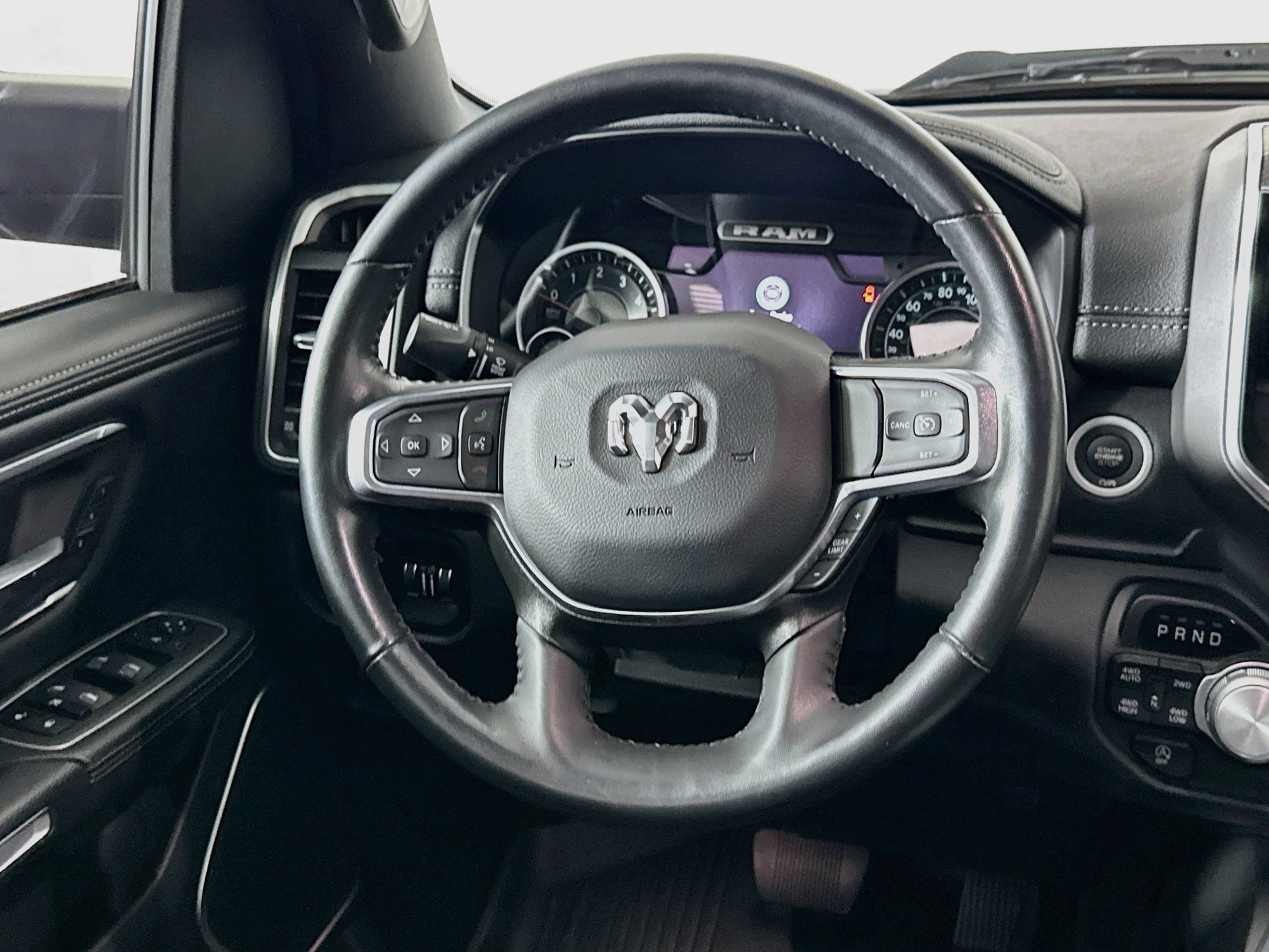 Used 2023 RAM 1500 Laramie AWD/4WD image 18