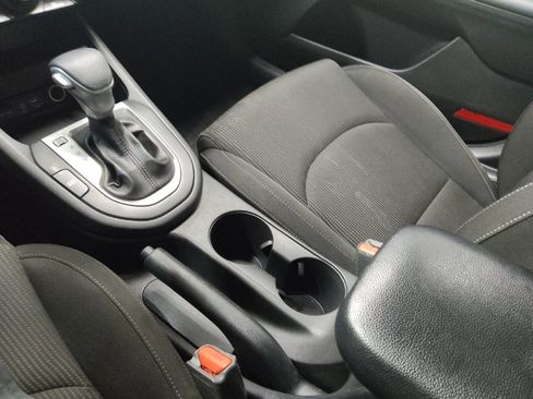 Used 2021 Kia Forte LXS FWD image 26