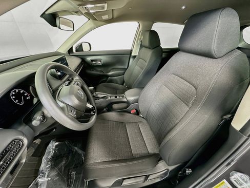 Used 2026 Honda HR-V LX image 19