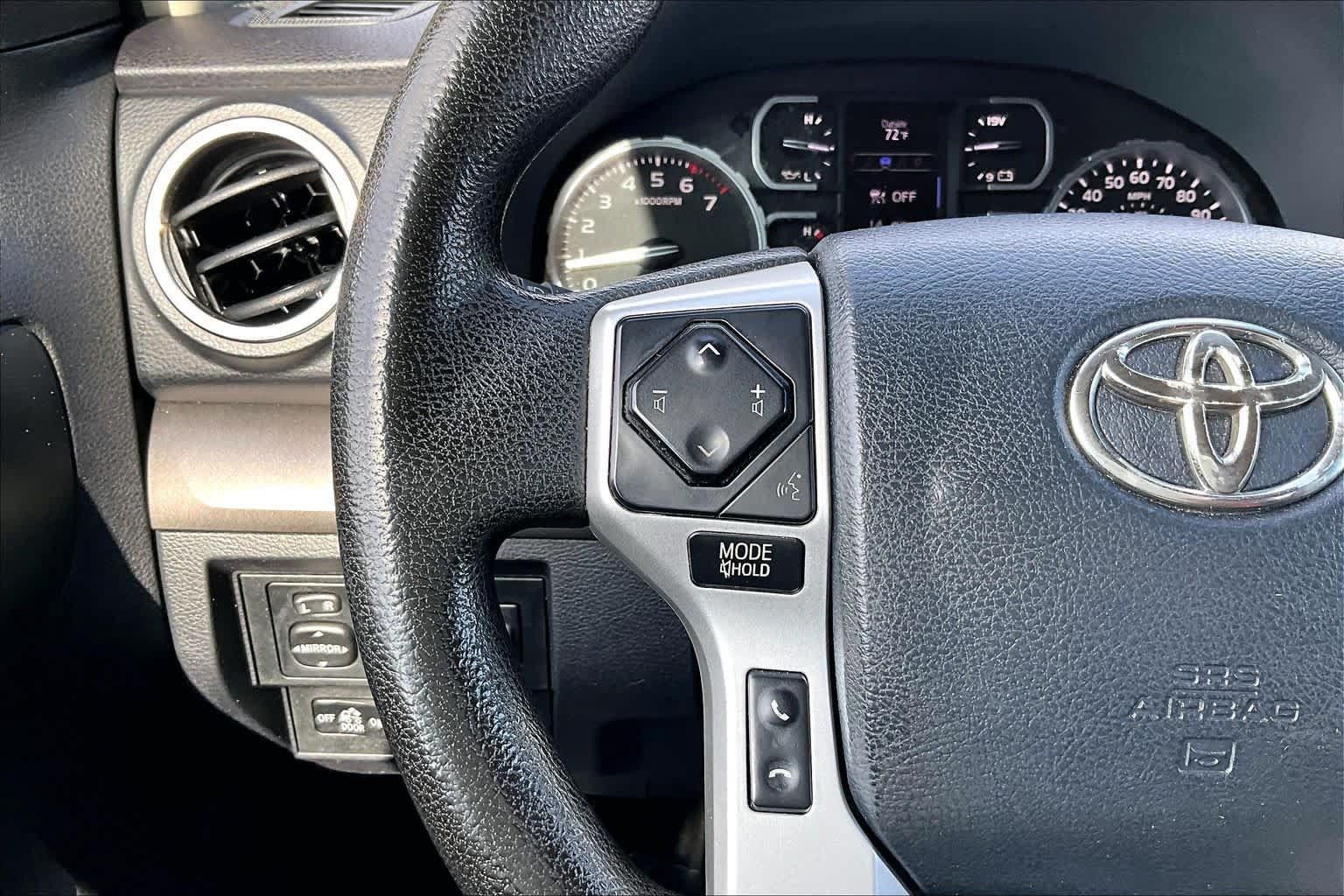 Used 2020 Toyota Tundra SR5 w/ SR5 Convenience Package AWD/4WD image 23