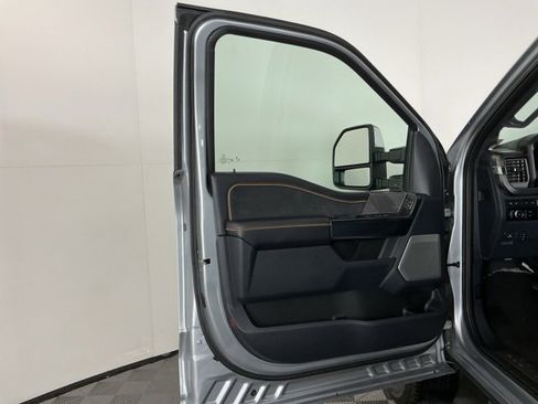 Used 2024 Ford F350 Platinum image 17