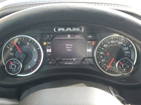 Used 2019 RAM 3500 Laramie image 15