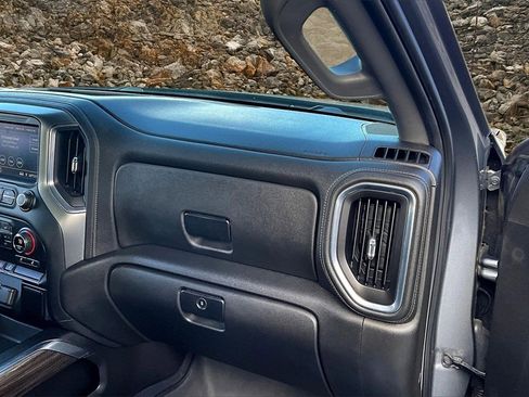 Used 2021 Chevrolet Silverado 1500 LT Trail Boss w/ Bed Protection Package image 13