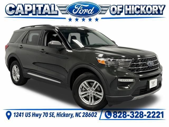 Used 2023 Ford Explorer XLT w/ Equipment Group 202A AWD/4WD image 1