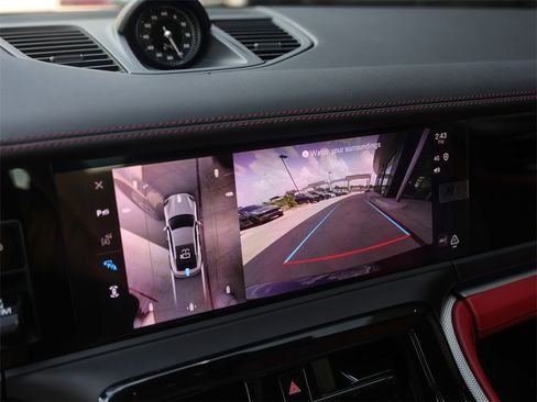 New 2025 Porsche Panamera 4 image 24